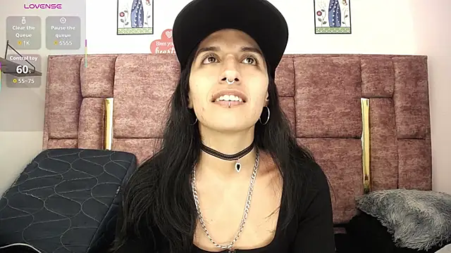 FRANCESCA LOVE  online show from 3, 7, 2026