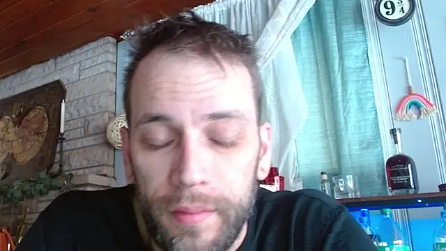 Snapshot of cguffey2284 chatting on 14, 2, 2026 cguffey2284 online show from 14, 2, 2026