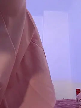 Snapshot of VivienDiamond chatting on 19, 2, 2026 VivienDiamond online show from 19, 2, 2026