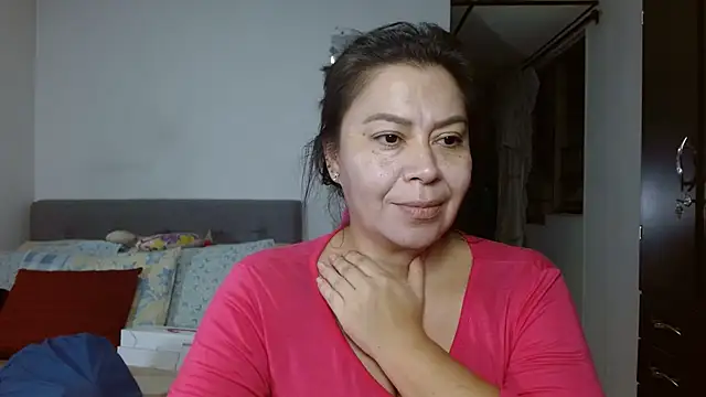 Karo sexy online show from 15, 2, 2025