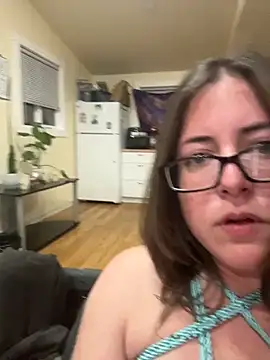 Naomi Blaire online show from 23, 3, 2026