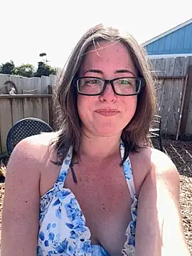 Naomi Blaire online show from 29, 4, 2026