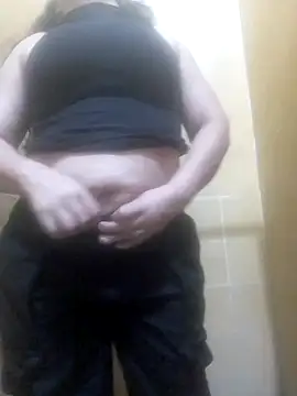 Snapshot of hannah_boscovich chatting on 2, 3, 2026 hannah boscovich online show from 2, 3, 2026