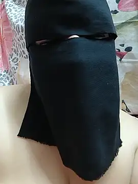 Snapshot of Warda_Egy chatting on 5, 7, 2026 Warda Egy online show from 5, 7, 2026