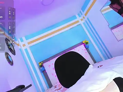 OrianaDollx And Mayk online show from 5, 3, 2026