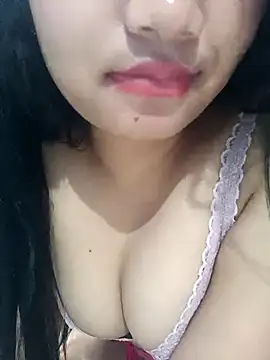 Snapshot of EliraMoon chatting on 21, 2, 2026 EliraMoon online show from 21, 2, 2026