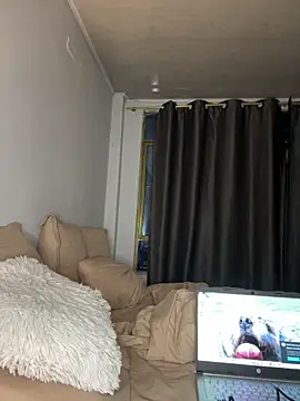 RachelWeisz  online show from 11, 2, 2026