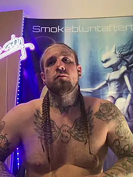 Smokebluntafterblunt online show from 13, 4, 2026