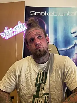 Smokebluntafterblunt online show from 2, 6, 2026
