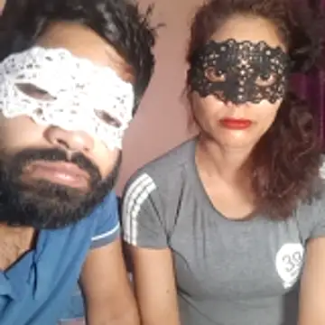 Unknownscouple online show from 5, 5, 2026