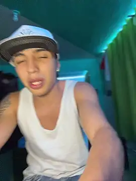 Snapshot of dirtydickkk chatting on 3, 3, 2026 dirtydickkk online show from 3, 3, 2026