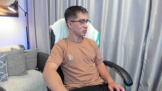 Tommas Jhonson online show from 26, 3, 2026