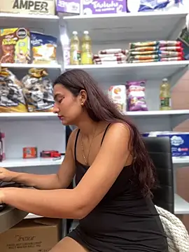 Snapshot of -BabyLuna chatting on 12, 3, 2026 -BabyLuna online show from 12, 3, 2026