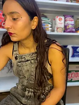 Snapshot of -BabyLuna chatting on 21, 3, 2026 -BabyLuna online show from 21, 3, 2026