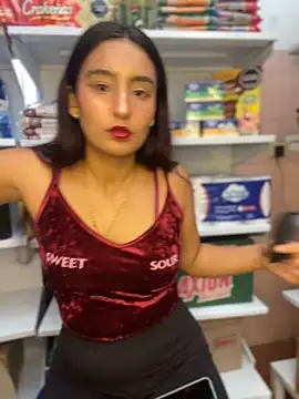 Snapshot of -BabyLuna chatting on 7, 4, 2026 -BabyLuna online show from 7, 4, 2026