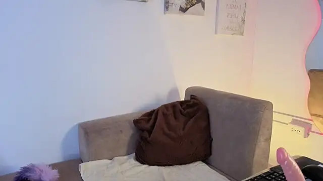 Scarlett Walker05 online show from 9, 4, 2026