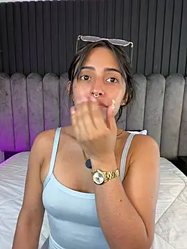 Nanda vixen  online show from 30, 3, 2026