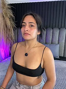 Nanda vixen  online show from 16, 5, 2026