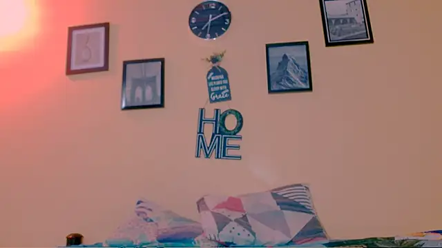 sexiempoderada18 online show from 6, 4, 2026