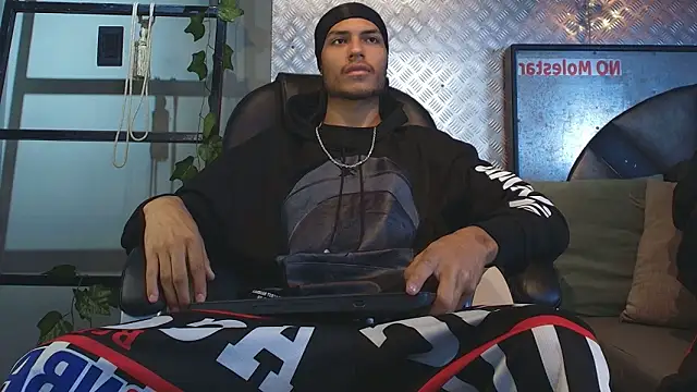 ItsZairen online show from 13, 2, 2026