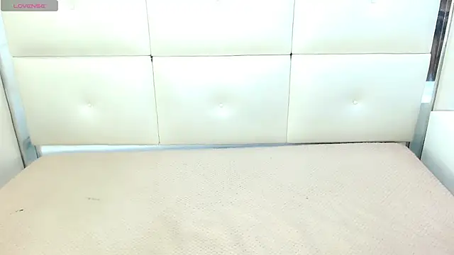 Snapshot of isahotx chatting on 13, 2, 2026 isahotx online show from 13, 2, 2026