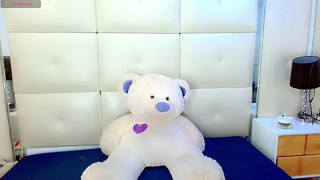 Snapshot of isahotx chatting on 24, 2, 2026 isahotx online show from 24, 2, 2026