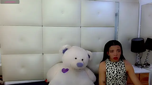 Snapshot of isahotx chatting on 25, 2, 2026 isahotx online show from 25, 2, 2026