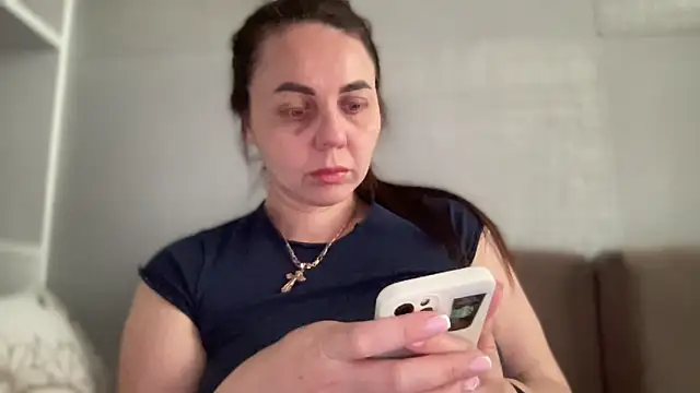 Darsy Rox online show from 3, 6, 2026
