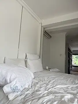 Snapshot of kentrella04 chatting on 9, 3, 2026 kentrella04 online show from 9, 3, 2026