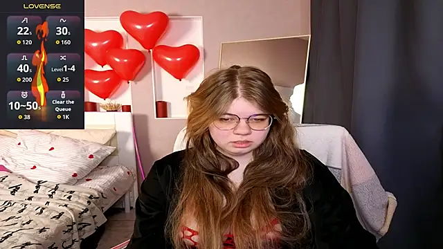 AminaBloom online show from 11, 2, 2026