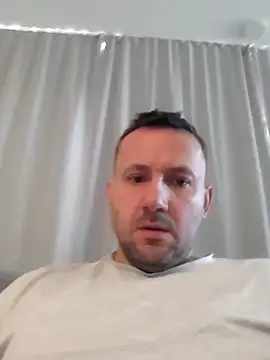 defaktor online show from 5, 4, 2026