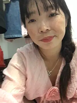 cuty lusy online show from 22, 6, 2026
