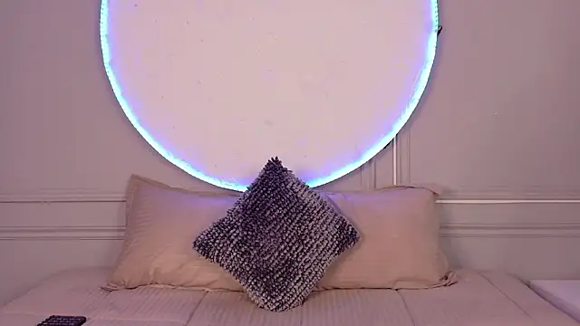 CatalinaLopez  online show from 25, 2, 2026