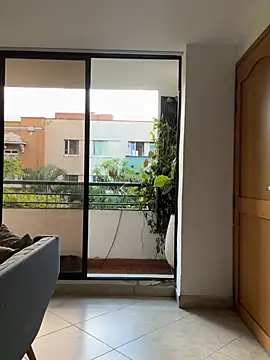 Aurea Silk online show from 17, 4, 2026