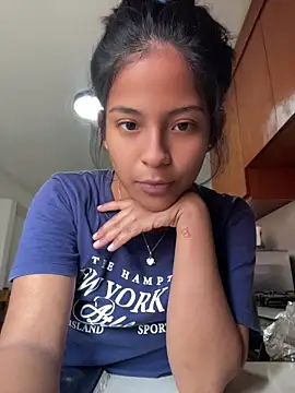 Snapshot of BabyFoxy chatting on 28, 7, 2026 BabyFoxy online show from 28, 7, 2026
