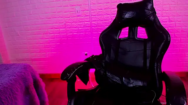Sara Love 1 online show from 15, 5, 2026