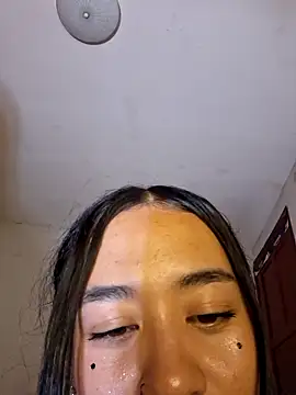 Zafira glow online show from 11, 2, 2026