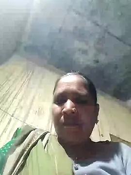 Snapshot of Loomaraj chatting on 23, 2, 2026 Loomaraj online show from 23, 2, 2026