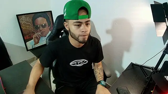 Snapshot of Xanderstone00 chatting on 13, 2, 2026 Xanderstone00 online show from 13, 2, 2026