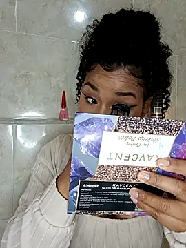 BrianaSweetxxx online show from 17, 3, 2026