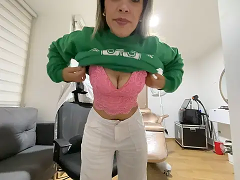 Snapshot of Encantadora_Eva chatting on 16, 2, 2026 Encantadora Eva online show from 16, 2, 2026