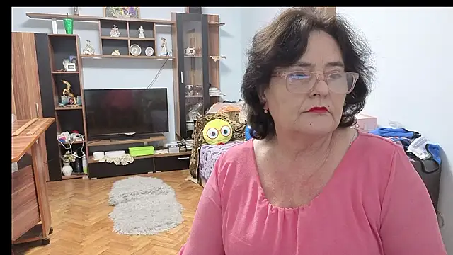 xMaryxAnne online show from 8, 3, 2026