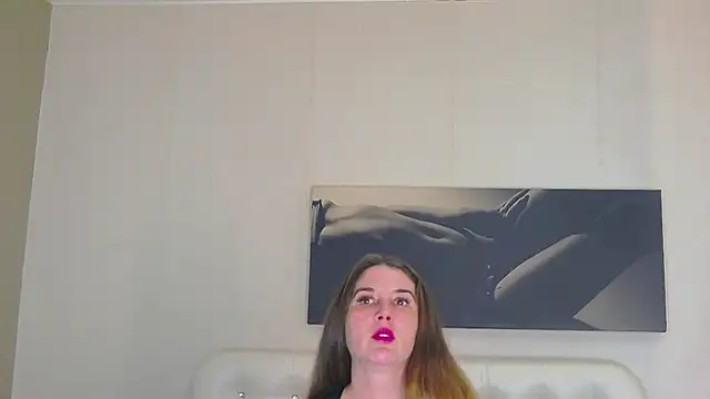 Snapshot of AzeliaHart chatting on 10, 2, 2026 AzeliaHart online show from 10, 2, 2026