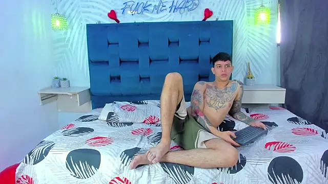 Snapshot of Adventurous_Boys chatting on 15, 2, 2026 Adventurous Boys online show from 15, 2, 2026