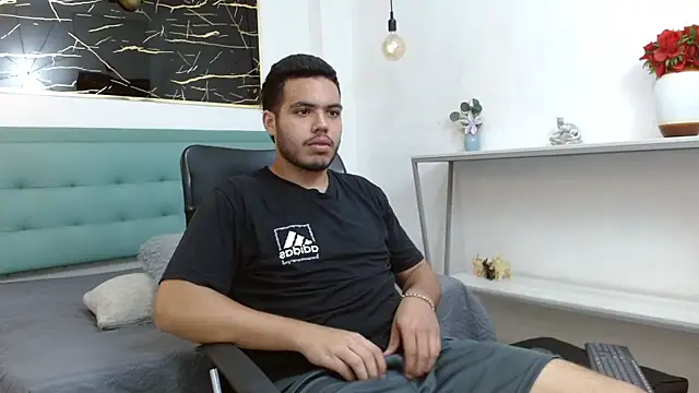 Snapshot of Trevor_Ash chatting on 10, 2, 2026 Trevor Ash online show from 10, 2, 2026