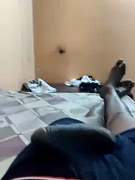 Snapshot of aryanvfit chatting on 2, 4, 2026 aryanvfit online show from 2, 4, 2026