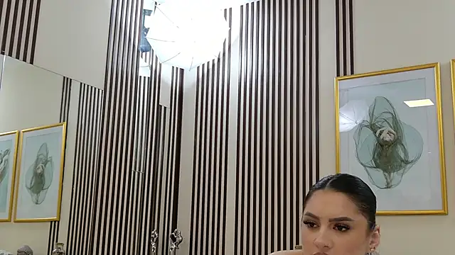 NicolePalm online show from 25, 2, 2026