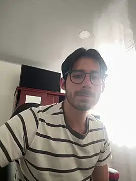 lorenzocriss online show from 5, 3, 2026