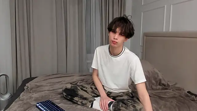 Snapshot of Ur_NextDoor_Boy chatting on 2, 3, 2026 Ur NextDoor Boy online show from 2, 3, 2026