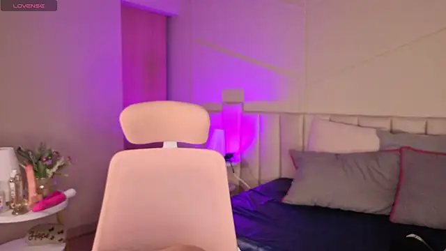 Snapshot of Eyes_moon_ chatting on 21, 2, 2026 Eyes moon online show from 21, 2, 2026